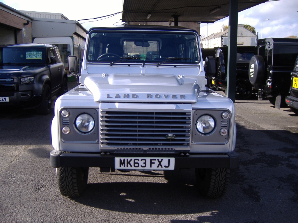 LAND ROVER DEFENDER 90 XS TDCi Station Wagon 2.2 TDCi XS 90 STATION WAGON