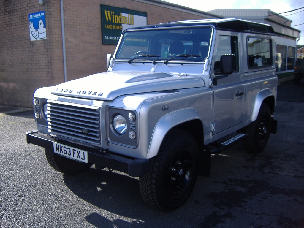 LAND ROVER DEFENDER 90 XS TDCi Station Wagon 2.2 TDCi XS 90 STATION WAGON