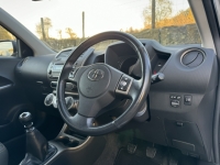 TOYOTA URBANCRUISER 1.4 D-4D 5DR Manual