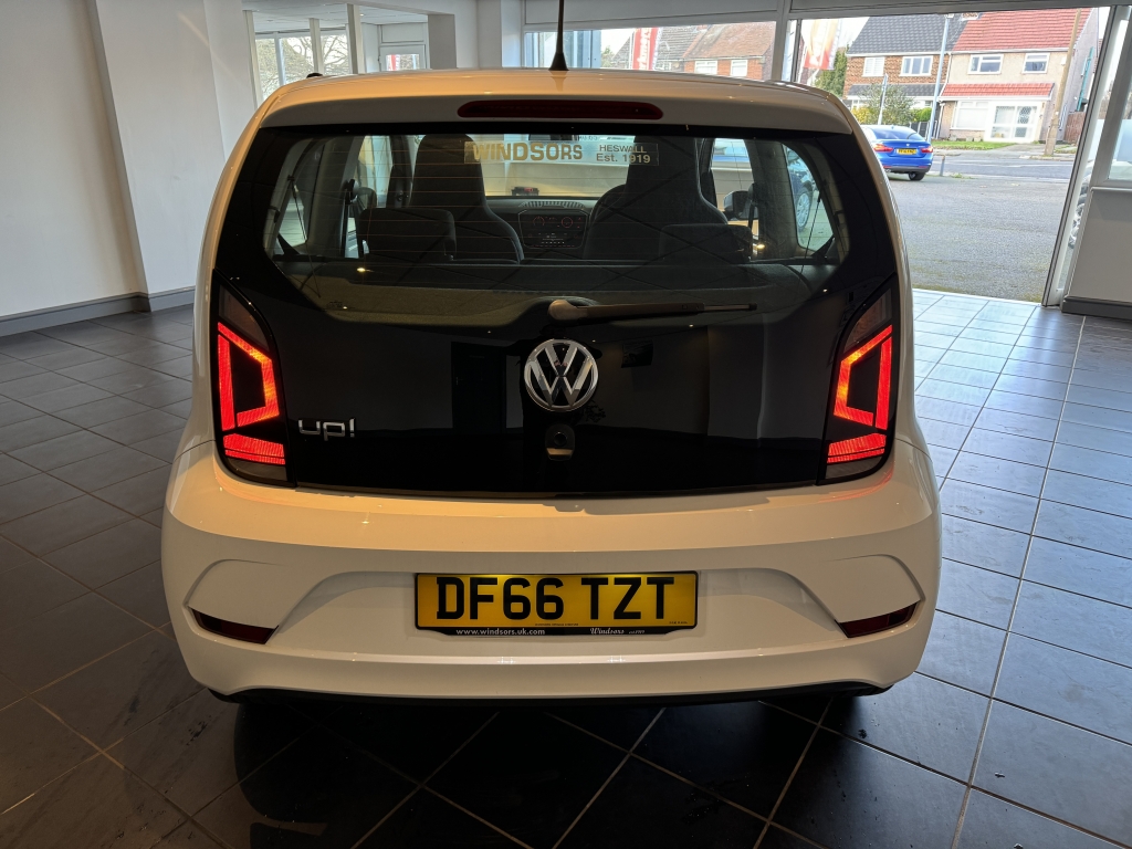 VOLKSWAGEN UP! 1.0 MOVE UP 3DR Manual