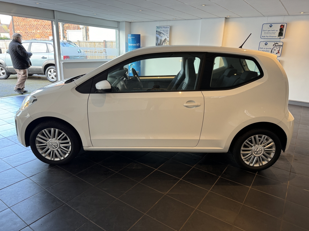 VOLKSWAGEN UP! 1.0 MOVE UP 3DR Manual