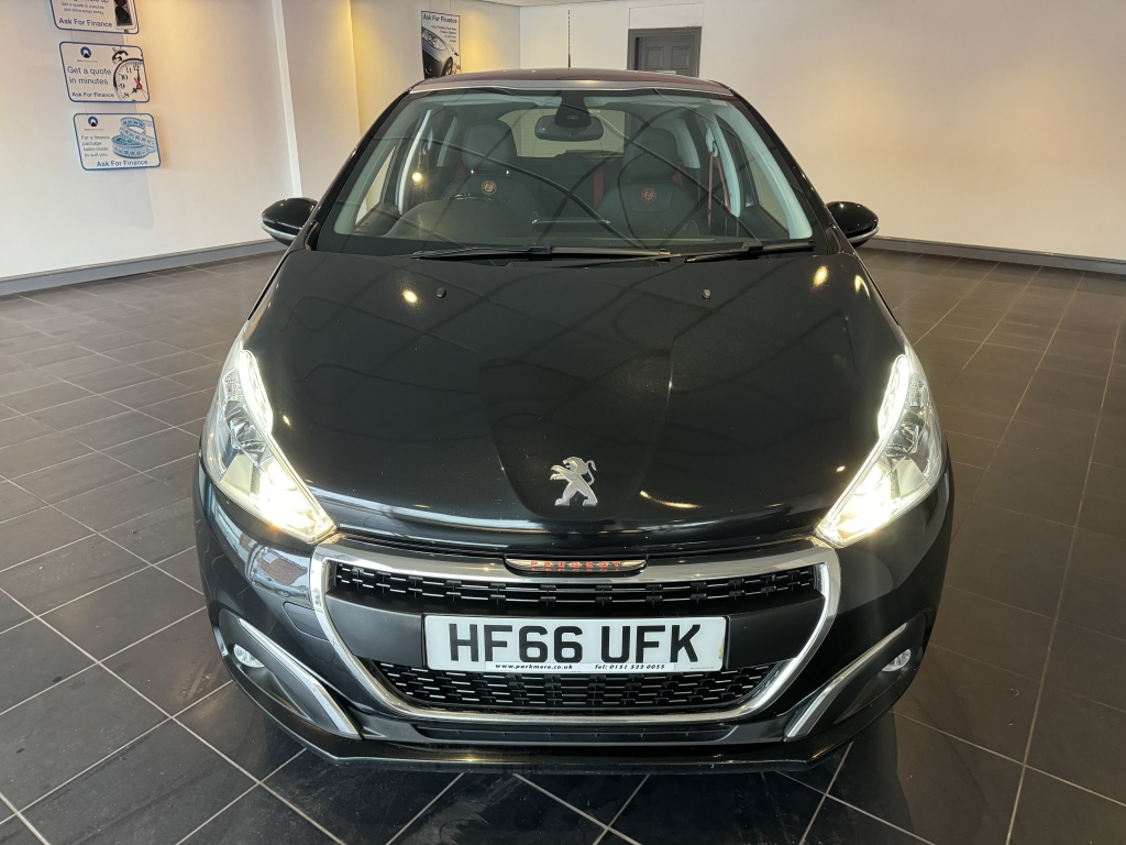 PEUGEOT 208 1.6 BLUE HDI ROLAND GARROS 5DR Manual