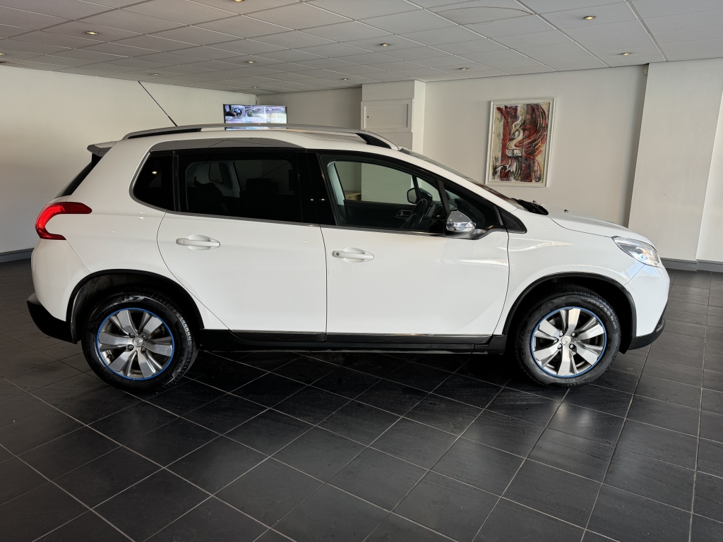 PEUGEOT 2008 1.6 ALLURE 5DR Automatic