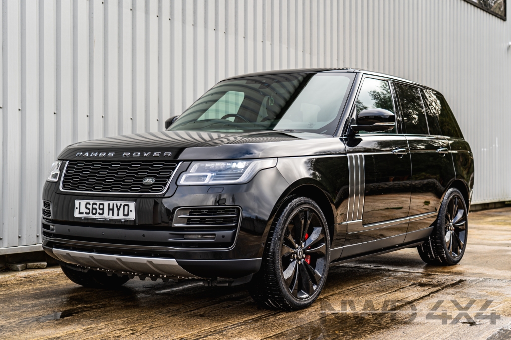 Used LAND ROVER RANGE ROVER 5.0 V8 SVAUTOBIOGRAPHY DYNAMIC 5DR Automatic in Lancashire