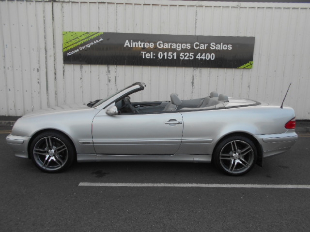 2001 MERCEDES-BENZ CLK 3.2 CLK320 AVANTGARDE 2d AUTO 218 BHP electrichood | 122,000 