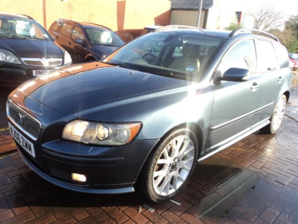 2006 VOLVO V50 2.0 D SE SPORT 5d 135 BHP BIG SPEC****** | 99,000 