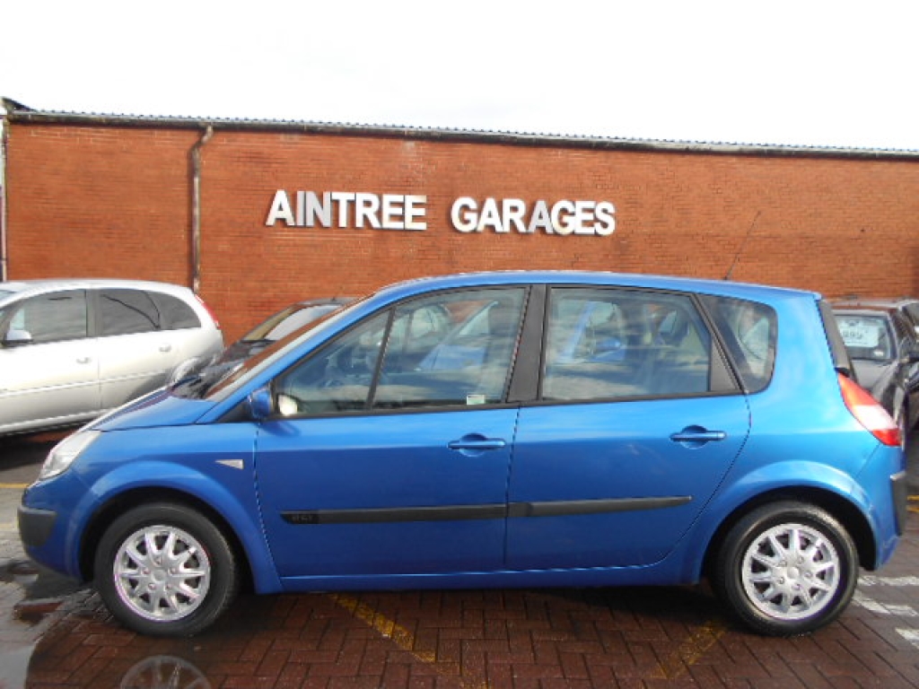 2004 RENAULT SCENIC 1.5 EXPRESSION DCI 5d 81 BHP 60 mpg family car | 79,000 