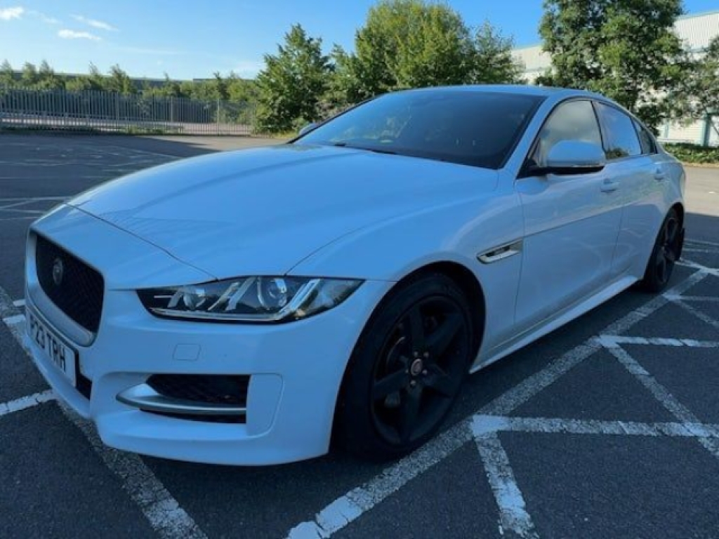 2016 JAGUAR XE 2.0 R-SPORT 4d AUTO 178 BHP SALOON | 59,500 