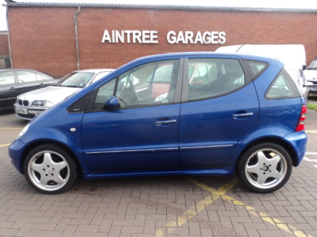 2001 MERCEDES-BENZ A-CLASS 1.9 A190 AVANTGARDE SWB 5d 125 BHP HALF LEATHER | 99,000 