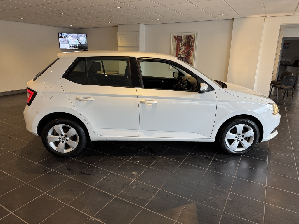 SKODA FABIA 1.0 SE MPI 5DR Manual