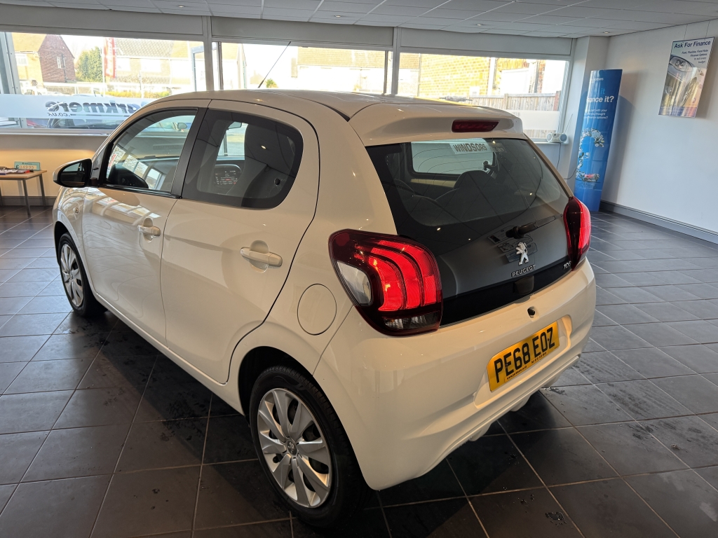 PEUGEOT 108 1.0 ACTIVE 5DR Manual