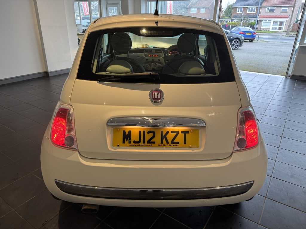 FIAT 500 1.2 LOUNGE 3DR Manual