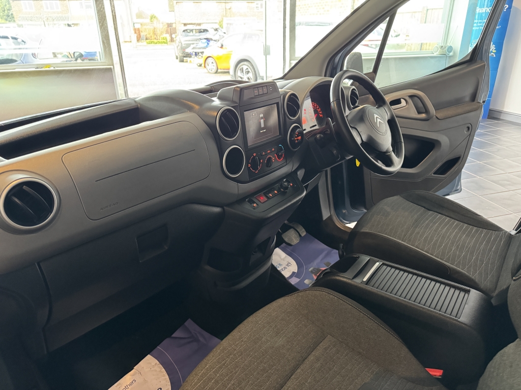 CITROEN BERLINGO MULTISPACE 1.6 BLUEHDI XTR ETG6 5DR Semi Automatic