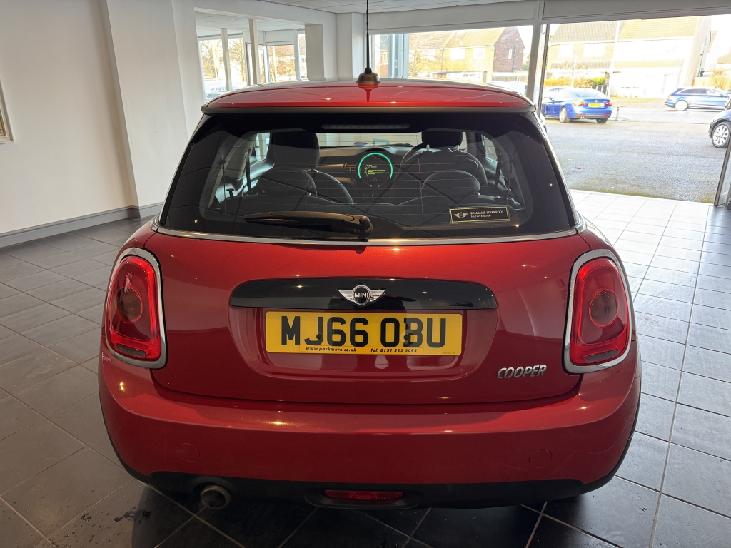 MINI HATCH 1.5 COOPER 3DR Automatic