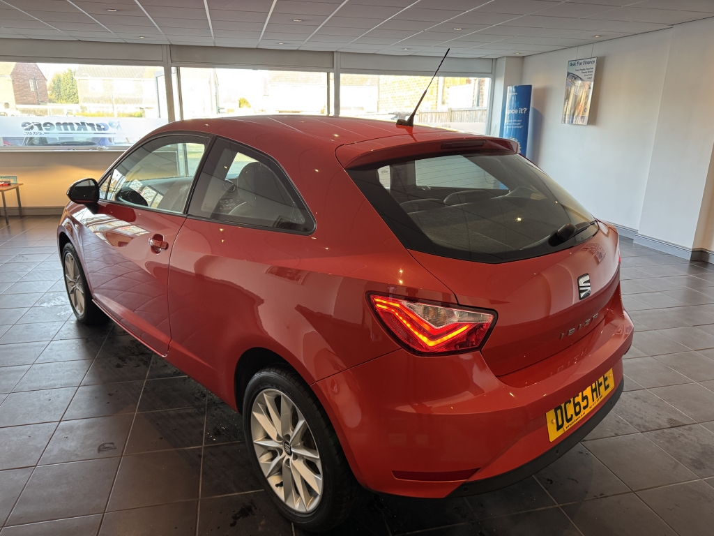 SEAT IBIZA 1.0 VISTA 3DR Manual