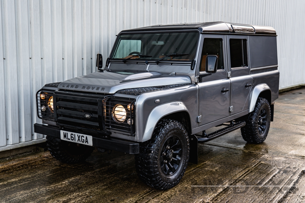 Used LAND ROVER DEFENDER 2.4 110 TD XS UTILITY WAGON Manual in Lancashire