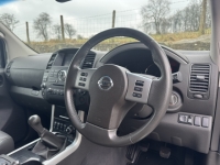 NISSAN PATHFINDER 2.5 DCI TEKNA 5DR Manual