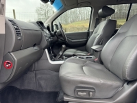 NISSAN PATHFINDER 2.5 DCI TEKNA 5DR Manual