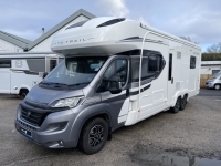 AUTO-TRAIL Comanche 