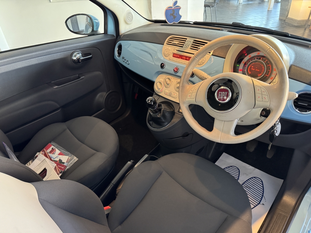 FIAT 500 1.2 LOUNGE 3DR Manual