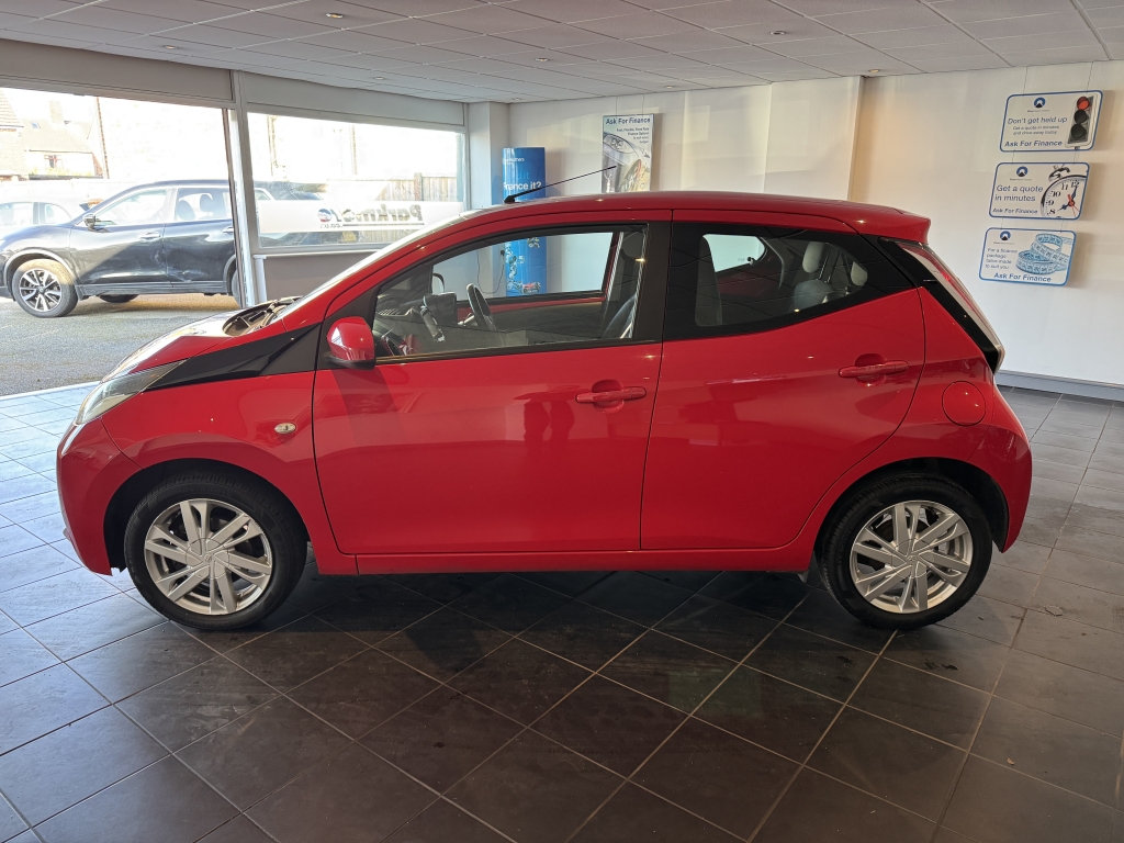 TOYOTA AYGO 1.0 VVT-I X-PRESSION 5DR Manual