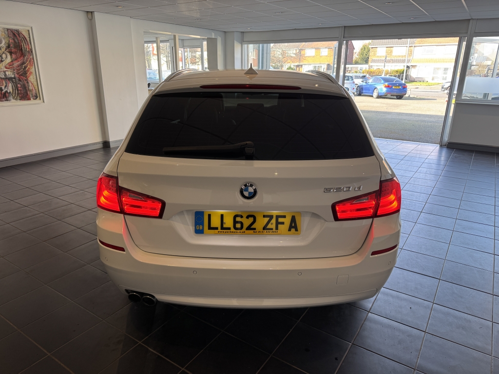 BMW 5 SERIES 2.0 520D SE TOURING 5DR Automatic