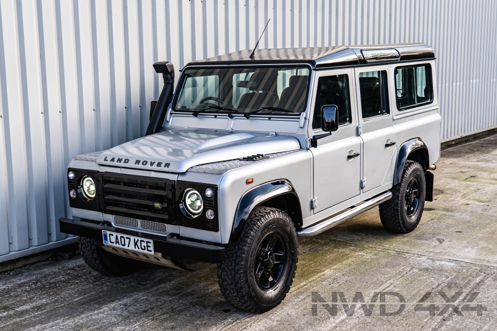 Used LAND ROVER DEFENDER 2.4 110 COUNTY STATION WAGON 5DR Manual in Lancashire