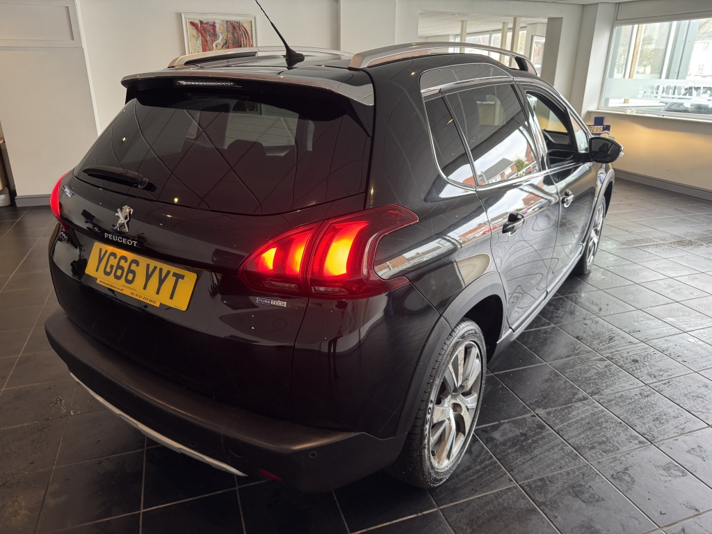 PEUGEOT 2008 1.2 PURETECH S/S ALLURE 5DR Manual