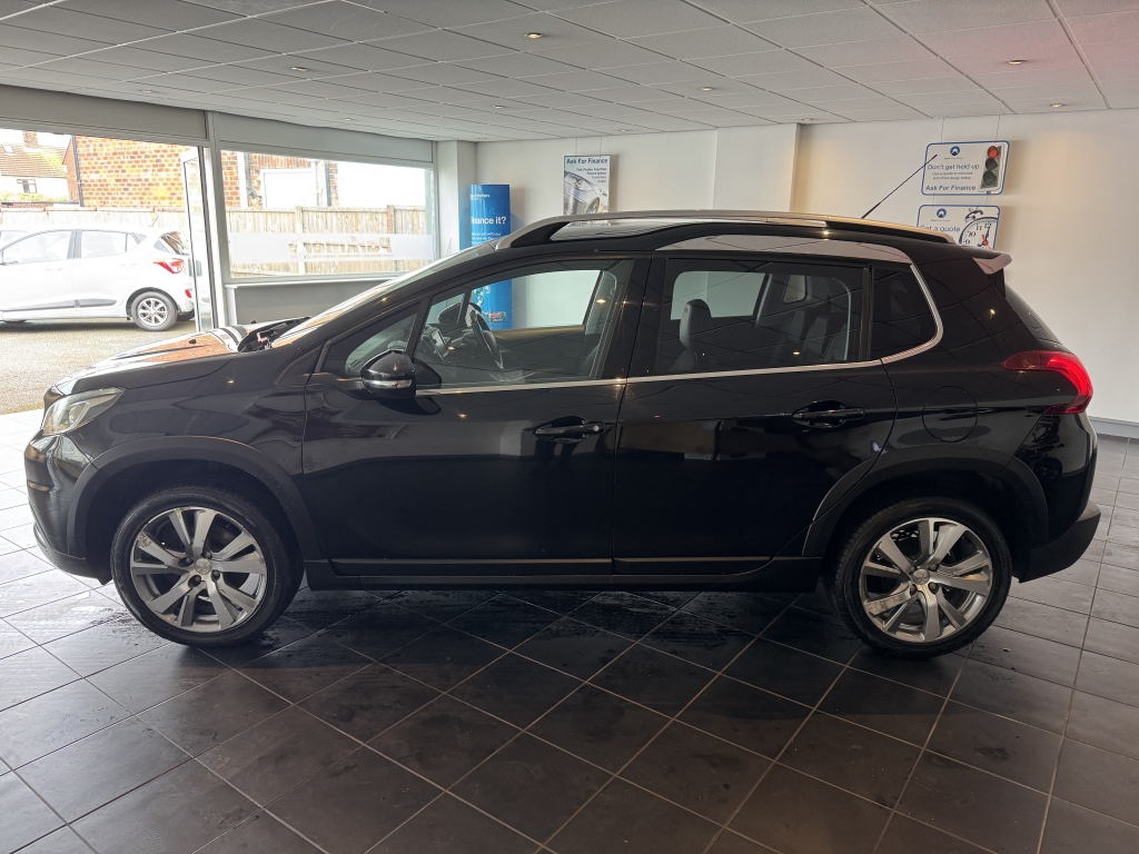 PEUGEOT 2008 1.2 PURETECH S/S ALLURE 5DR Manual